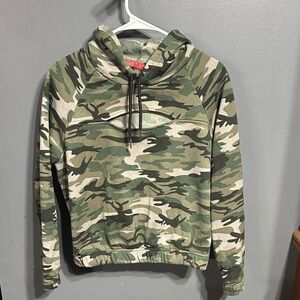 Hot Kiss Green Camouflage Hoodie